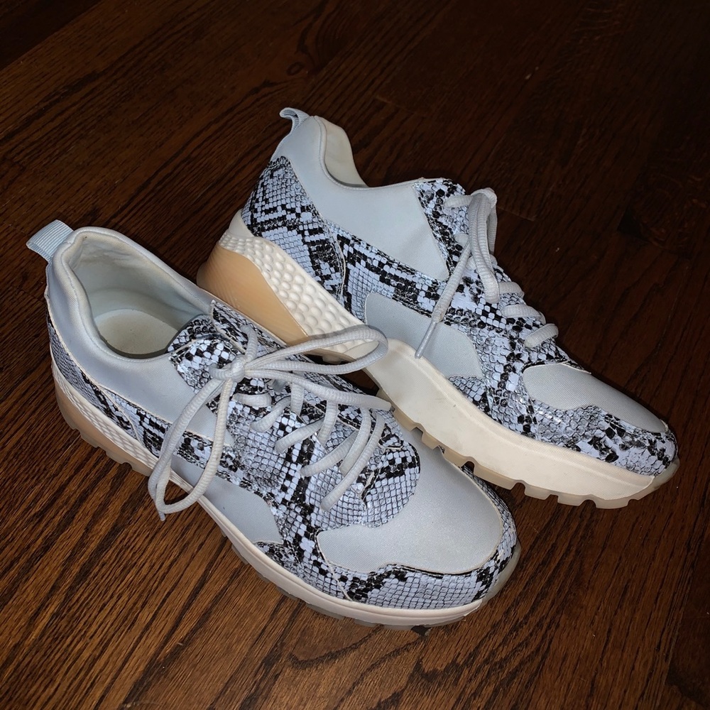 Sneakers